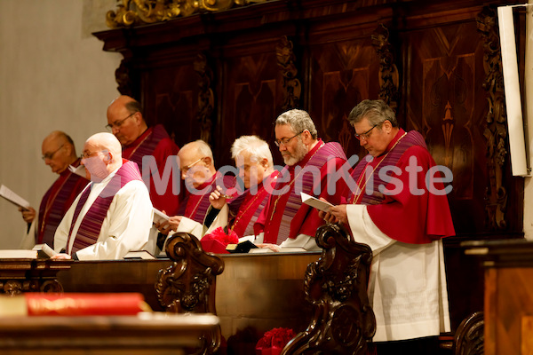 Kanoniker_Trstenjak_Oberndorfer_Kowald_feierliche_Aufnahme__F.Neuhold-4809