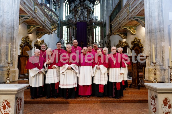 Kanoniker_Trstenjak_Oberndorfer_Kowald_feierliche_Aufnahme__F.Neuhold-4840