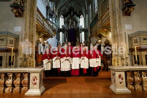 Kanoniker_Trstenjak_Oberndorfer_Kowald_feierliche_Aufnahme__F.Neuhold-4850