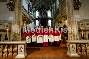 Kanoniker_Trstenjak_Oberndorfer_Kowald_feierliche_Aufnahme__F.Neuhold-4852