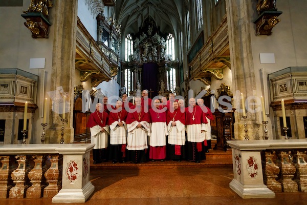 Kanoniker_Trstenjak_Oberndorfer_Kowald_feierliche_Aufnahme__F.Neuhold-4852