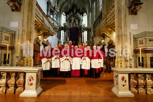 Kanoniker_Trstenjak_Oberndorfer_Kowald_feierliche_Aufnahme__F.Neuhold-4853