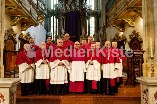 Kanoniker_Trstenjak_Oberndorfer_Kowald_feierliche_Aufnahme__F.Neuhold-4856