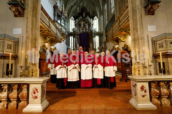 Kanoniker_Trstenjak_Oberndorfer_Kowald_feierliche_Aufnahme__F.Neuhold-4875