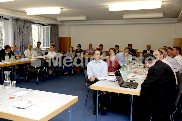 Kirchenpressekonferenz Sinus-6708