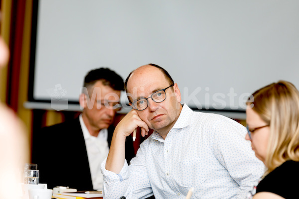 Kirchenpressekonferenz_Graz_F._Neuhold-296