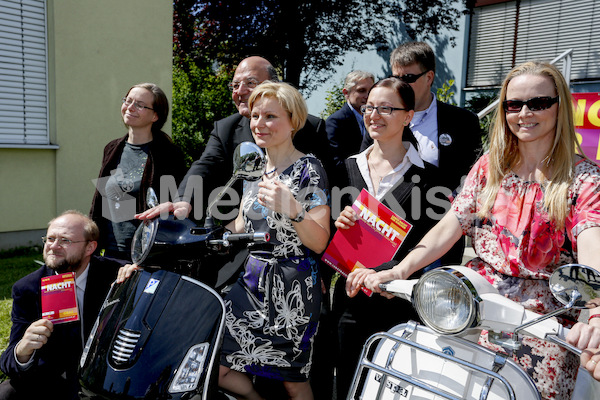 LNK Pressekonferenz mit Vespa-7239