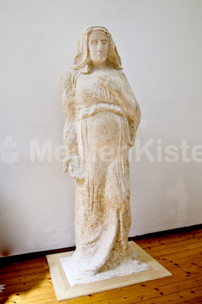 LSF Marienstatue Segnung-1203