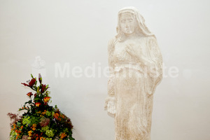 LSF Marienstatue Segnung-1213