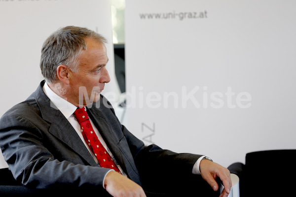 Michael Haneke erhaelt den Ehrendoktor der Universitaet Graz-0927