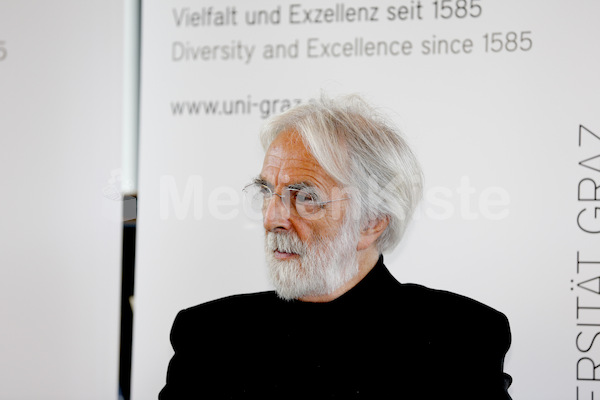 Michael Haneke erhaelt den Ehrendoktor der Universitaet Graz-0937