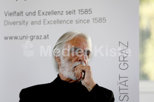 Michael Haneke erhaelt den Ehrendoktor der Universitaet Graz-0947