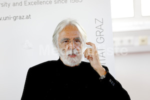 Michael Haneke erhaelt den Ehrendoktor der Universitaet Graz-0971