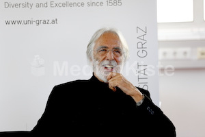 Michael Haneke erhaelt den Ehrendoktor der Universitaet Graz-0981