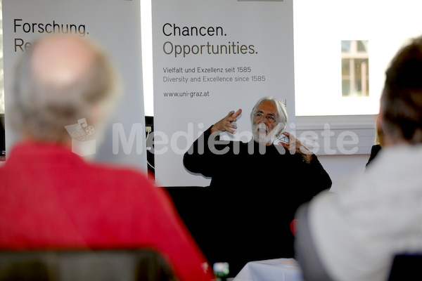 Michael Haneke erhaelt den Ehrendoktor der Universitaet Graz-1036