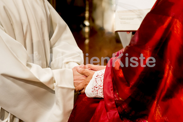 Priesterweihe fuer PS-1037