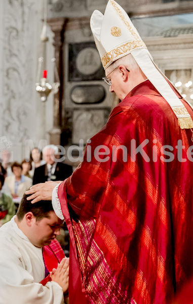Priesterweihe fuer PS-1101-3