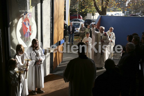 Seite 04 oben _Foto_Neuhold_50_Jahre_Pfarrkirche_Wagna-5945