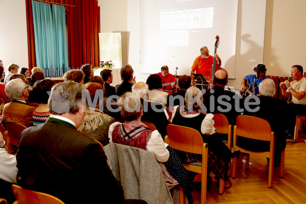 Zertifikatsverleihung Weiz KunstwerkKirche-7030